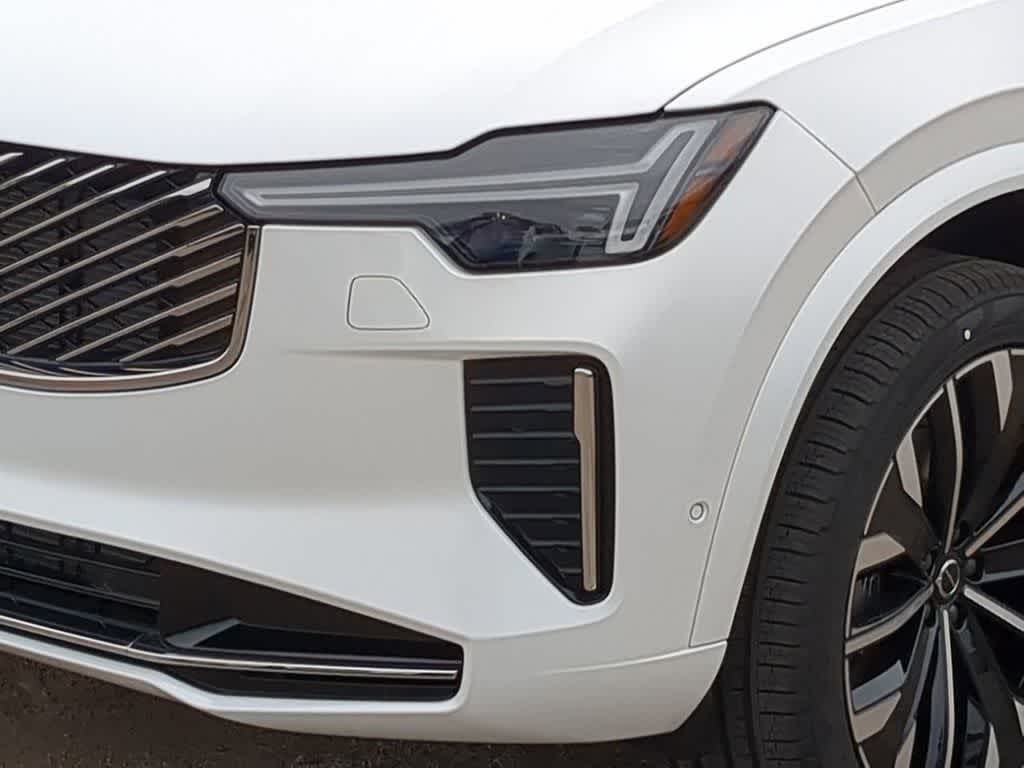 Thumbnail: 2026 Volvo XC90 - 10