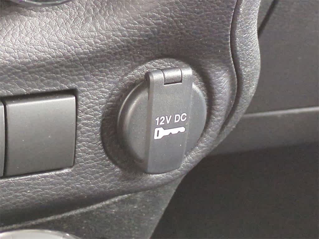 Thumbnail: 2017 Jeep Wrangler - 27