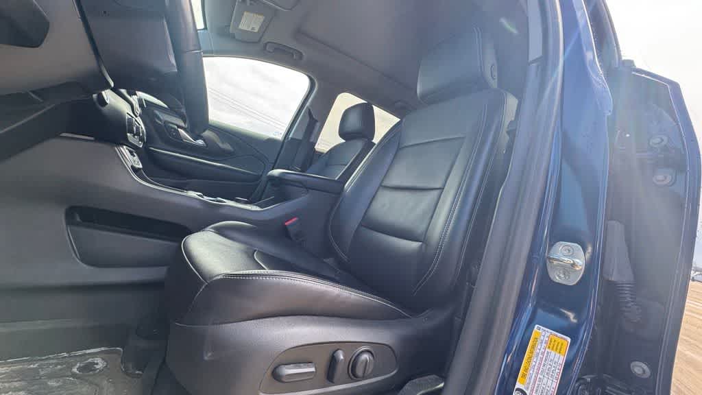 Thumbnail: 2022 GMC Terrain - 20