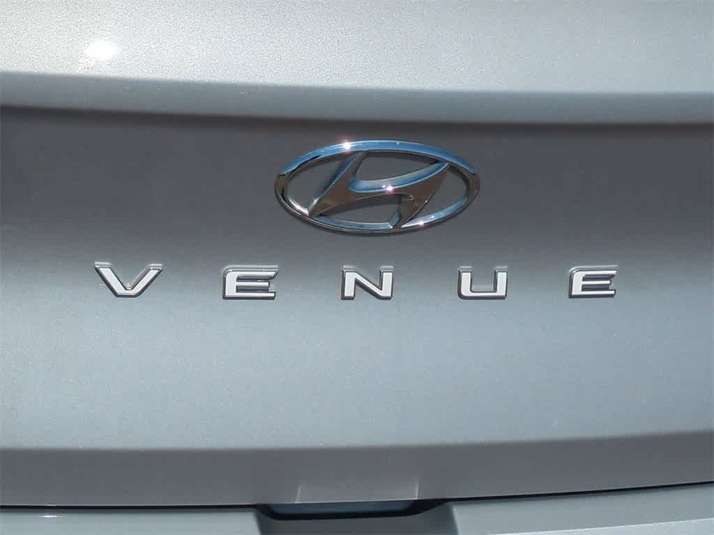 Thumbnail: 2021 Hyundai Venue - 12