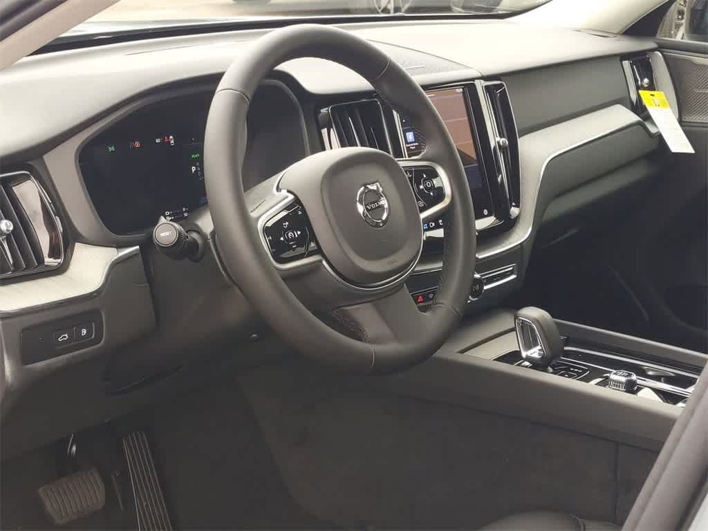 Thumbnail: 2025 Volvo XC60 - 2