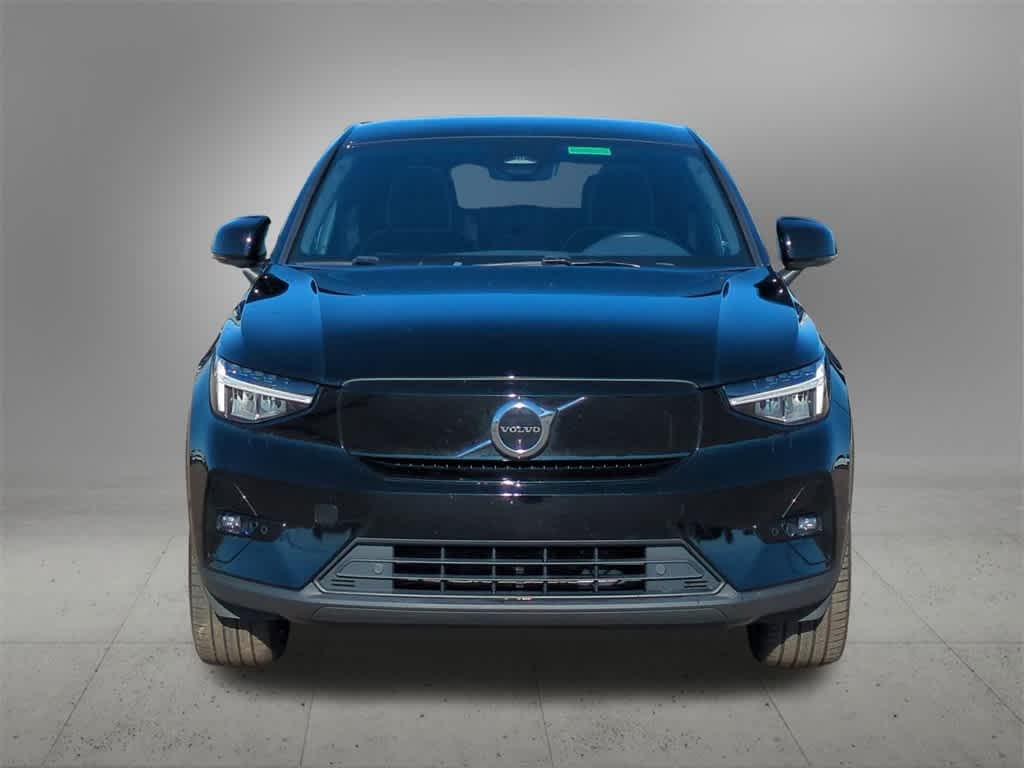 Thumbnail: 2022 Volvo C40 - 9