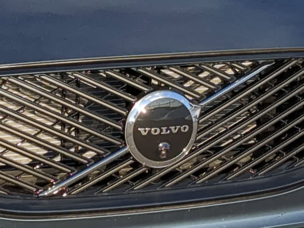 Thumbnail: 2026 Volvo XC60 - 11