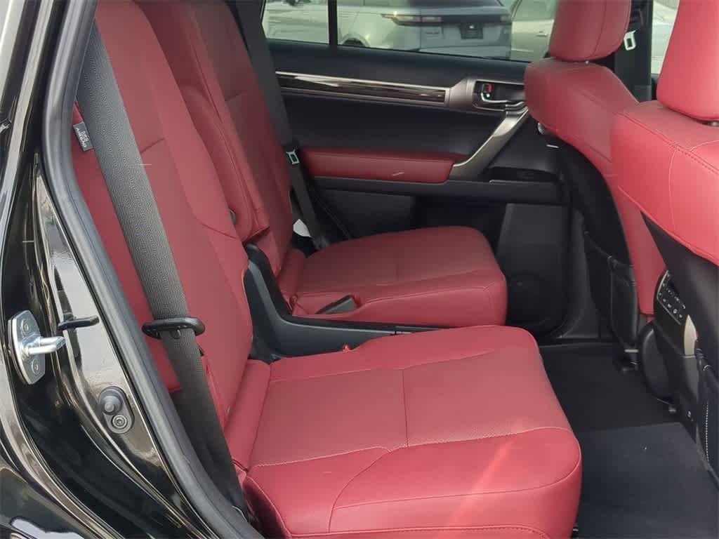 Thumbnail: 2023 Lexus GX - 19