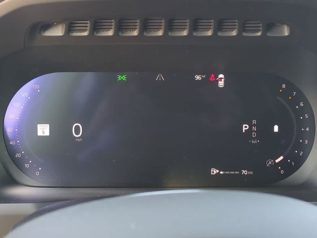 Thumbnail: 2026 Volvo XC90 - 32