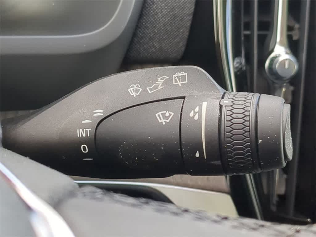 Thumbnail: 2026 Volvo XC90 - 24