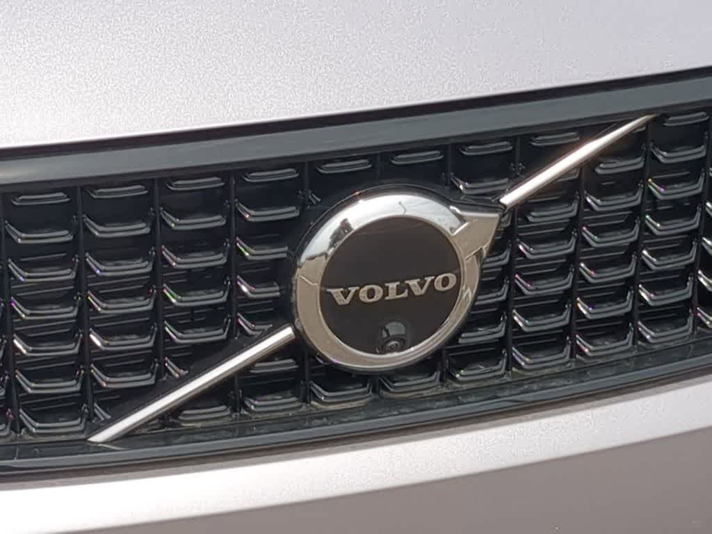 Thumbnail: 2026 Volvo XC40 - 11