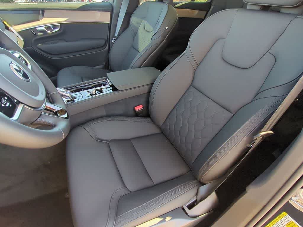 Thumbnail: 2026 Volvo XC90 - 14