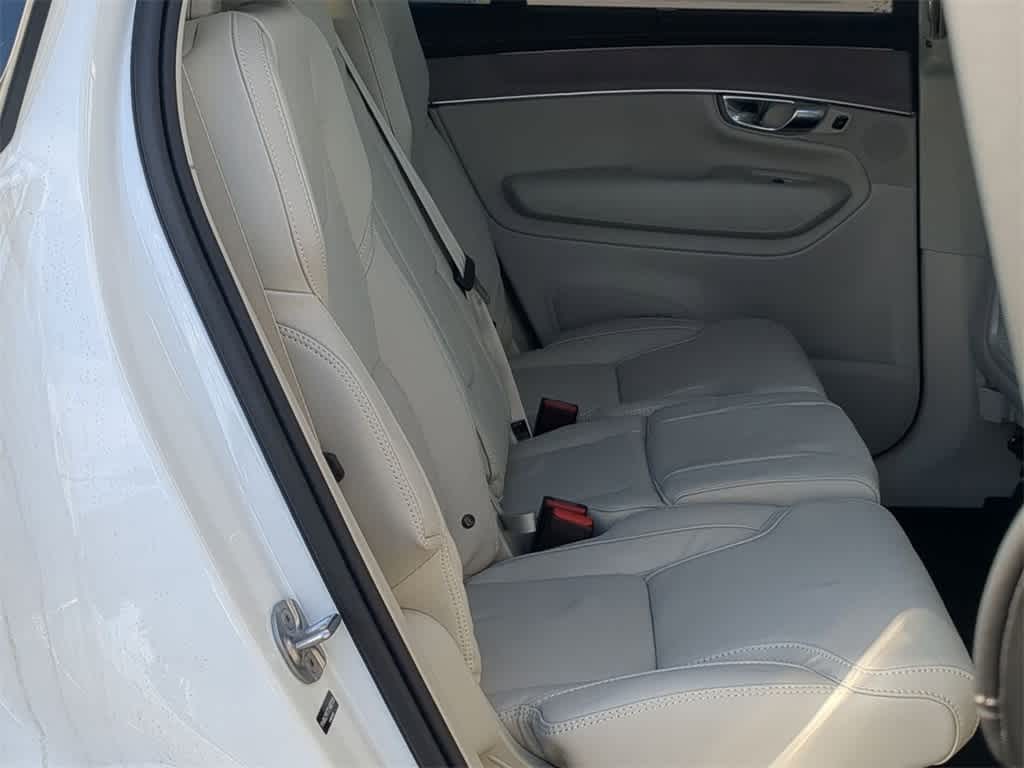 Thumbnail: 2026 Volvo XC90 - 19