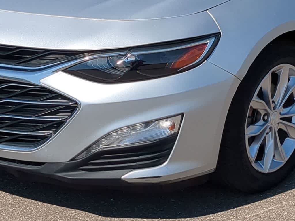 Thumbnail: 2019 Chevrolet Malibu - 10