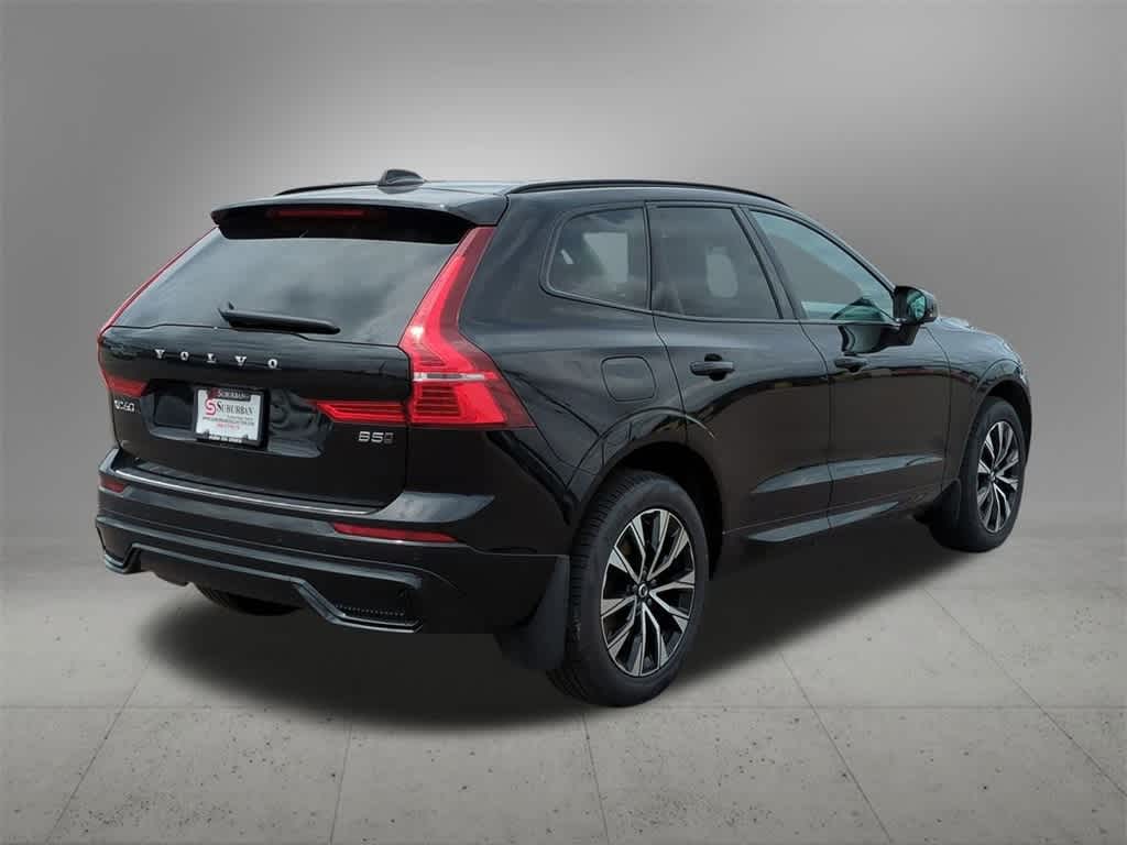 Thumbnail: 2025 Volvo XC60 - 6