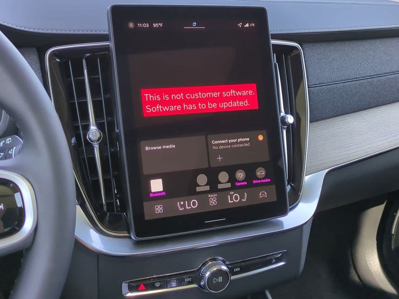 Thumbnail: 2026 Volvo XC90 - 27