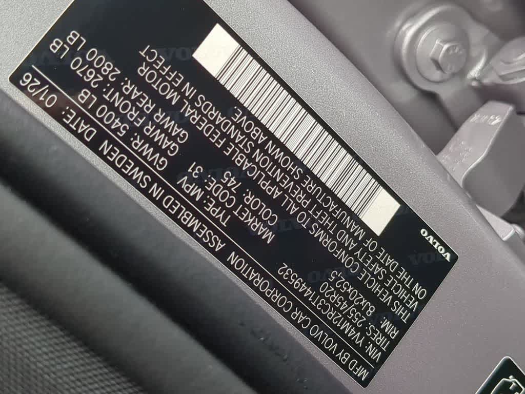 Thumbnail: 2026 Volvo XC60 - 33