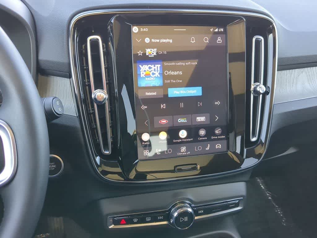 Thumbnail: 2026 Volvo XC40 - 26