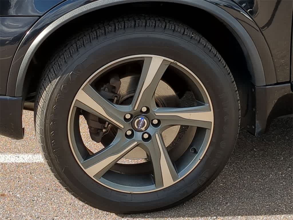 Thumbnail: 2014 Volvo XC90 - 13