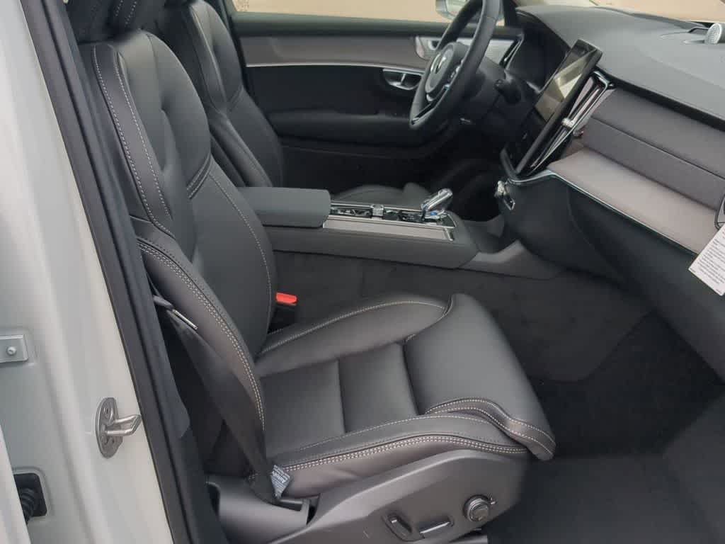 Thumbnail: 2026 Volvo XC90 - 22