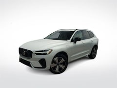 2025 Volvo XC60 plug-in hybrid T8 Core I-4 cyl All-Wheel Drive