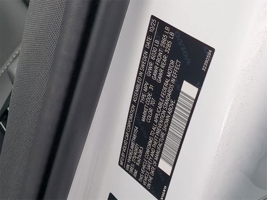 Thumbnail: 2026 Volvo XC90 - 35