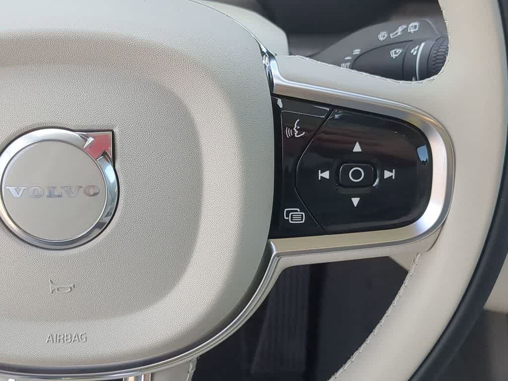Thumbnail: 2026 Volvo XC90 - 23