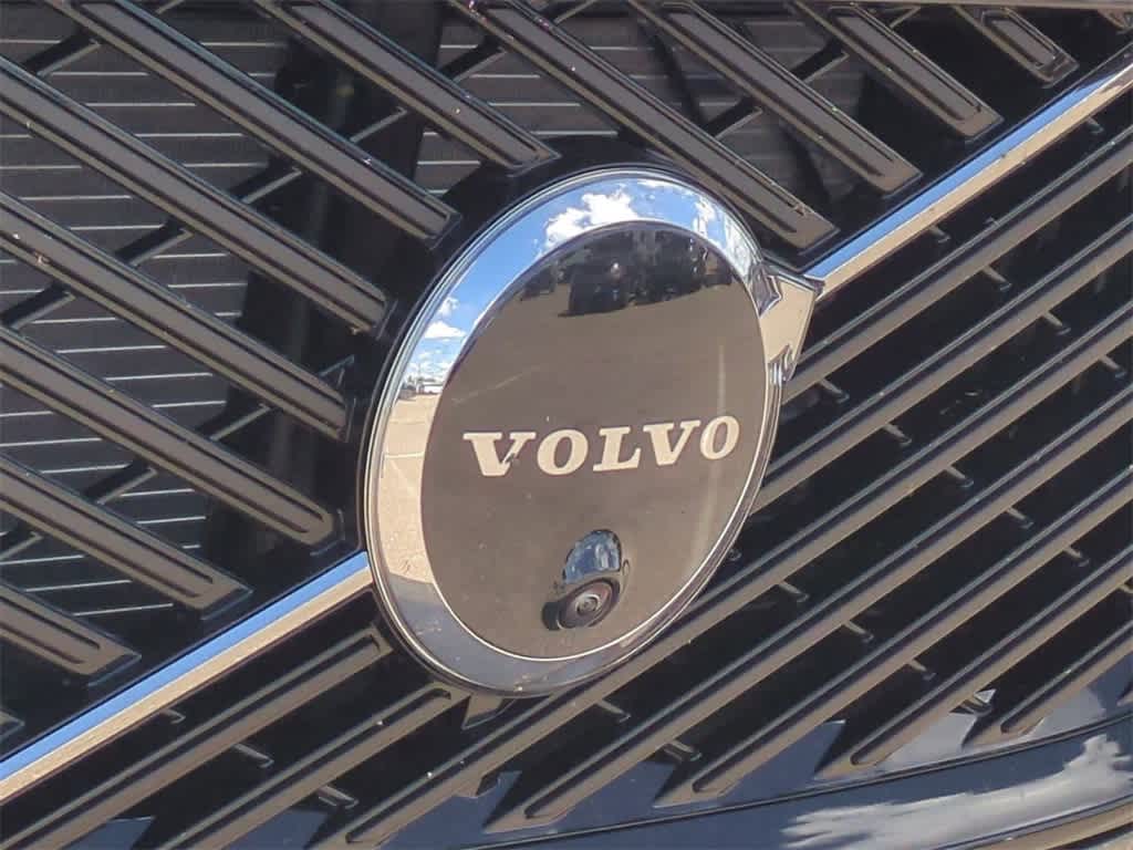 Thumbnail: 2026 Volvo XC60 - 11