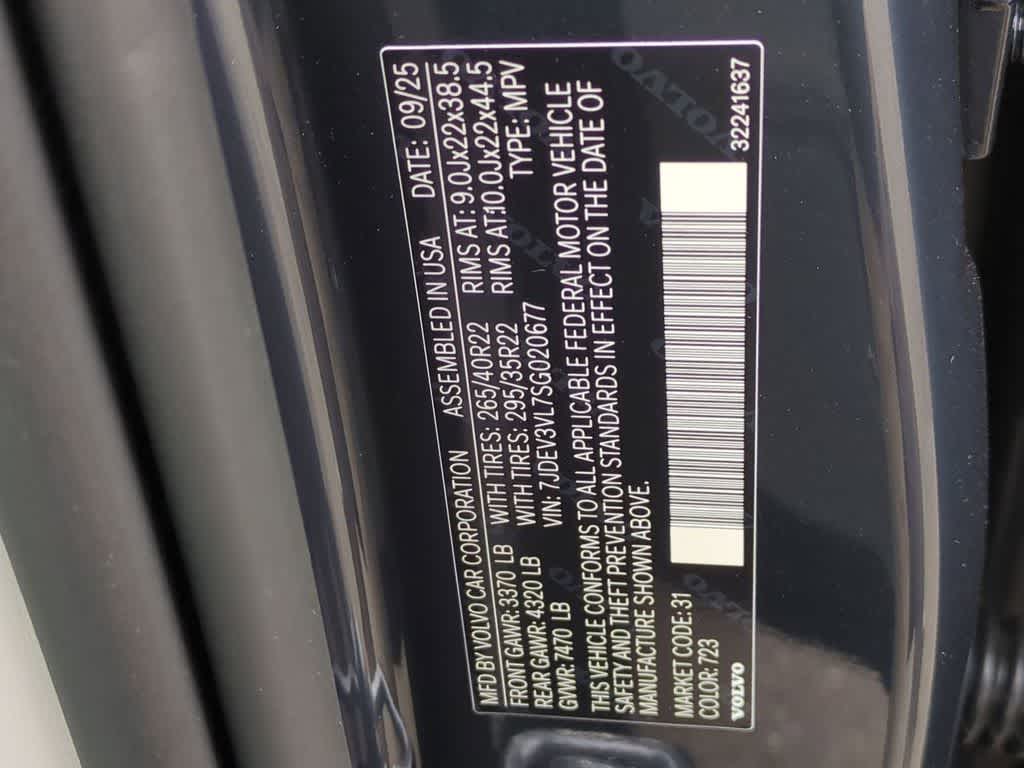 Thumbnail: 2025 Volvo EX90 - 36