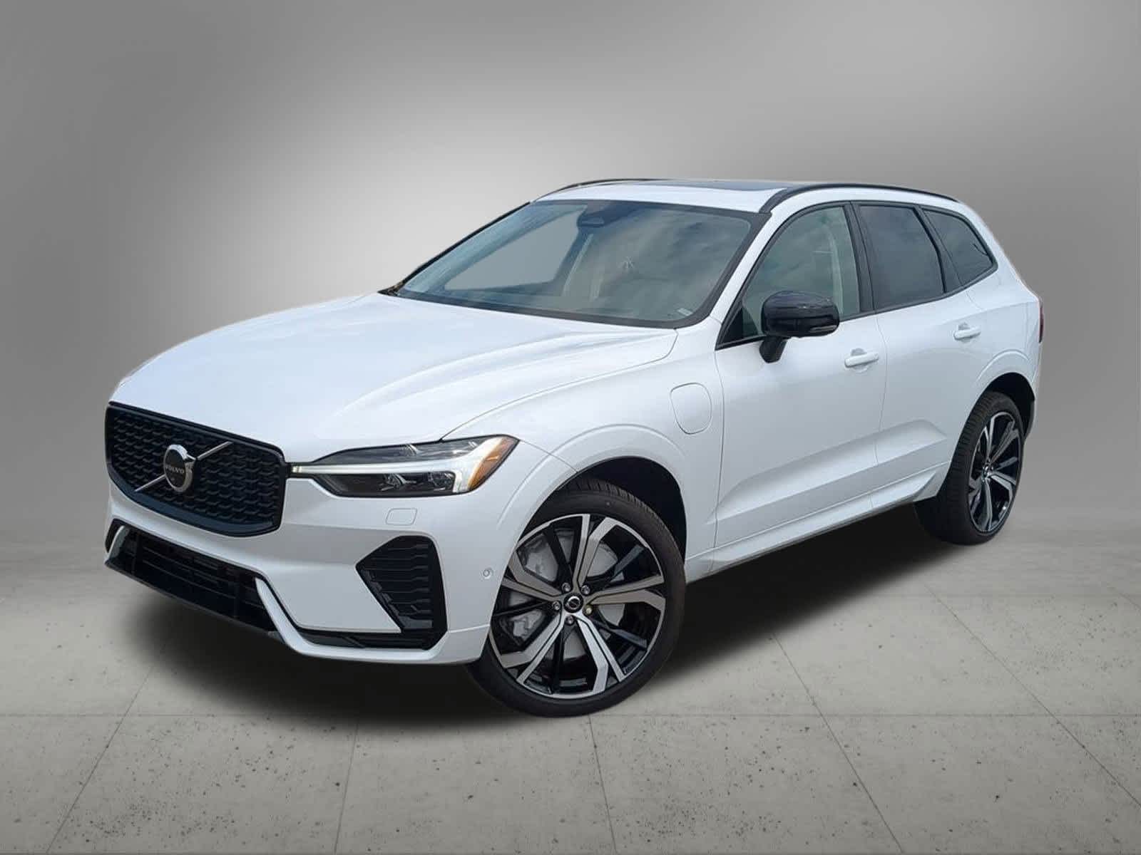 2025 Volvo XC60 Recharge Core -
                Troy, MI