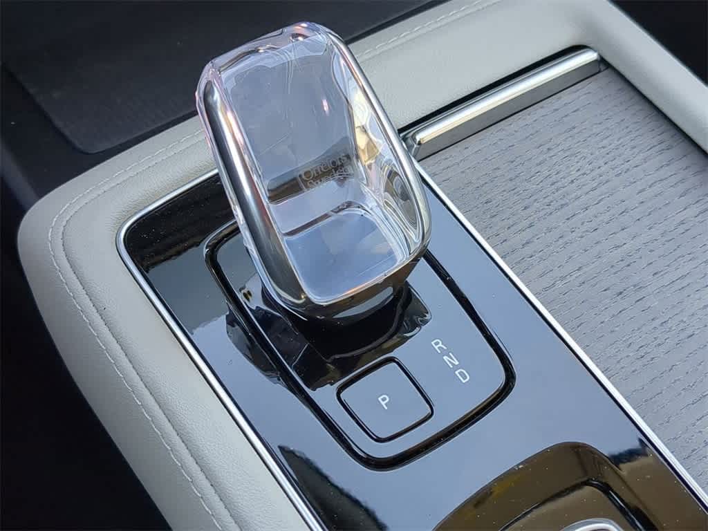 Thumbnail: 2026 Volvo XC90 - 32