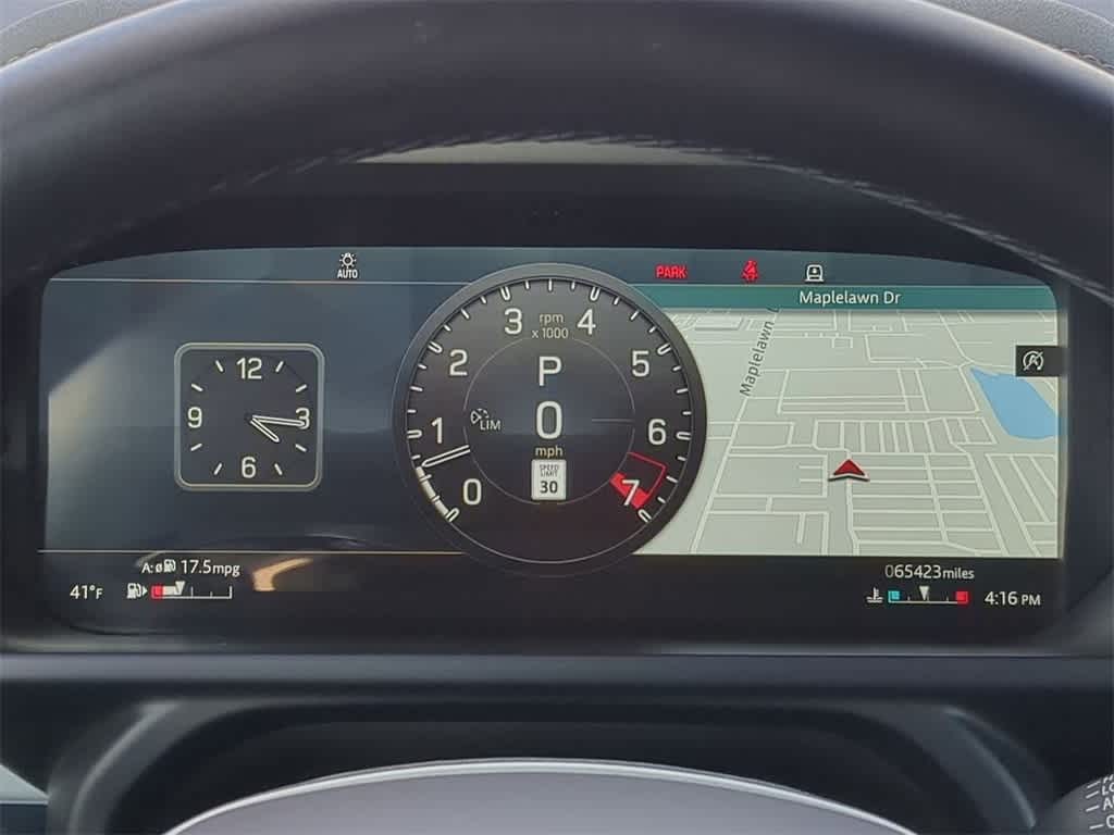 Thumbnail: 2022 Land Rover Defender - 32