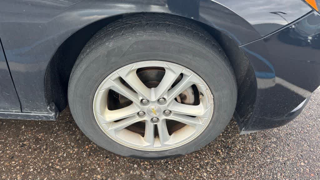 Thumbnail: 2017 Chevrolet Cruze - 11