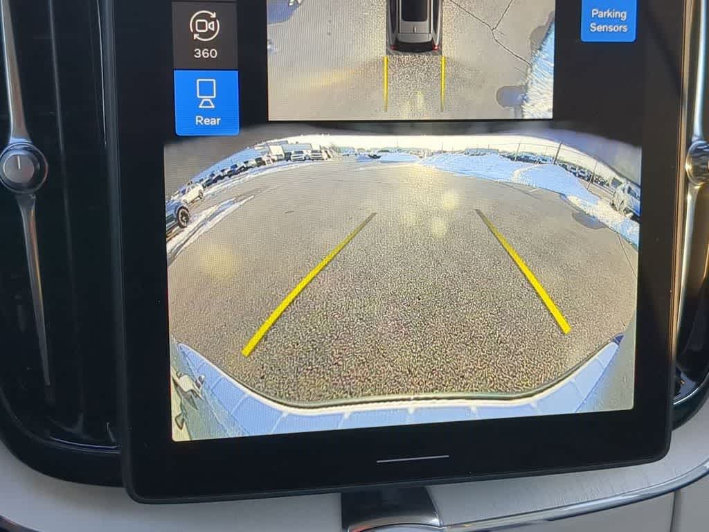 Thumbnail: 2026 Volvo XC60 - 28