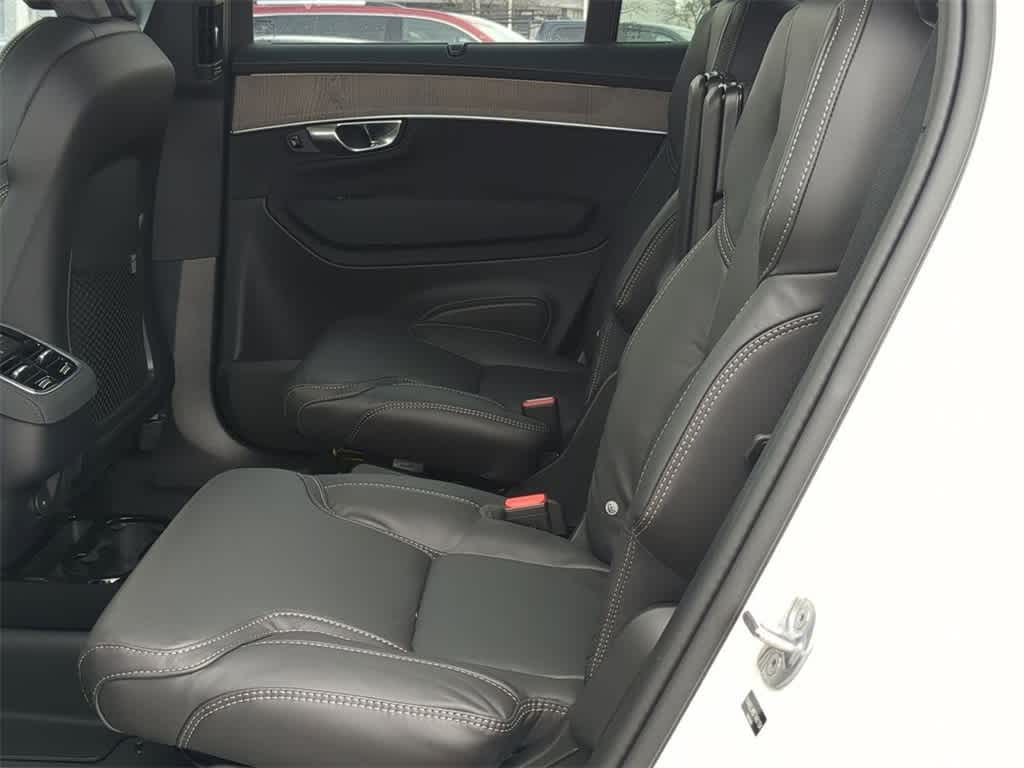 Thumbnail: 2026 Volvo XC90 - 18