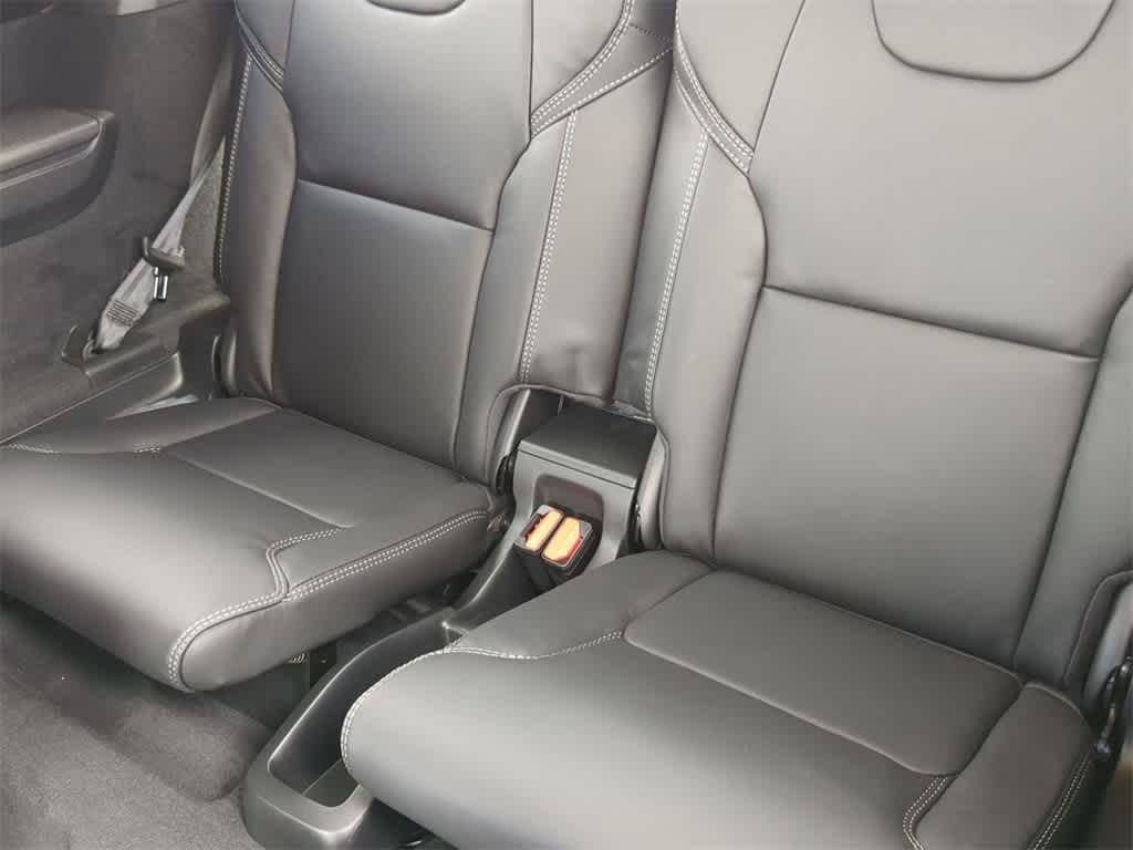 Thumbnail: 2026 Volvo XC90 - 20