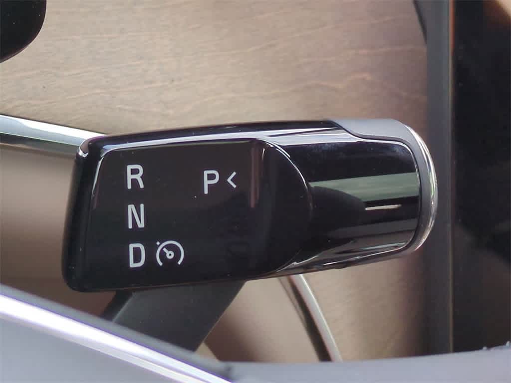 Thumbnail: 2025 Volvo EX90 - 33