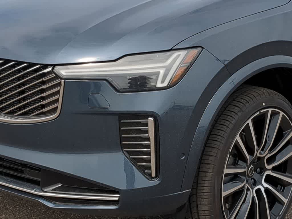 Thumbnail: 2026 Volvo XC90 - 10