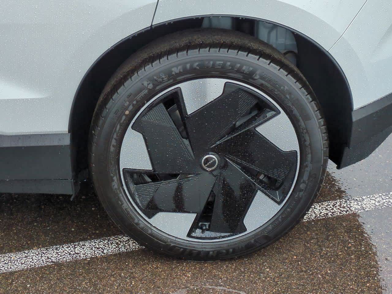 Thumbnail: 2025 Volvo EX30 - 12