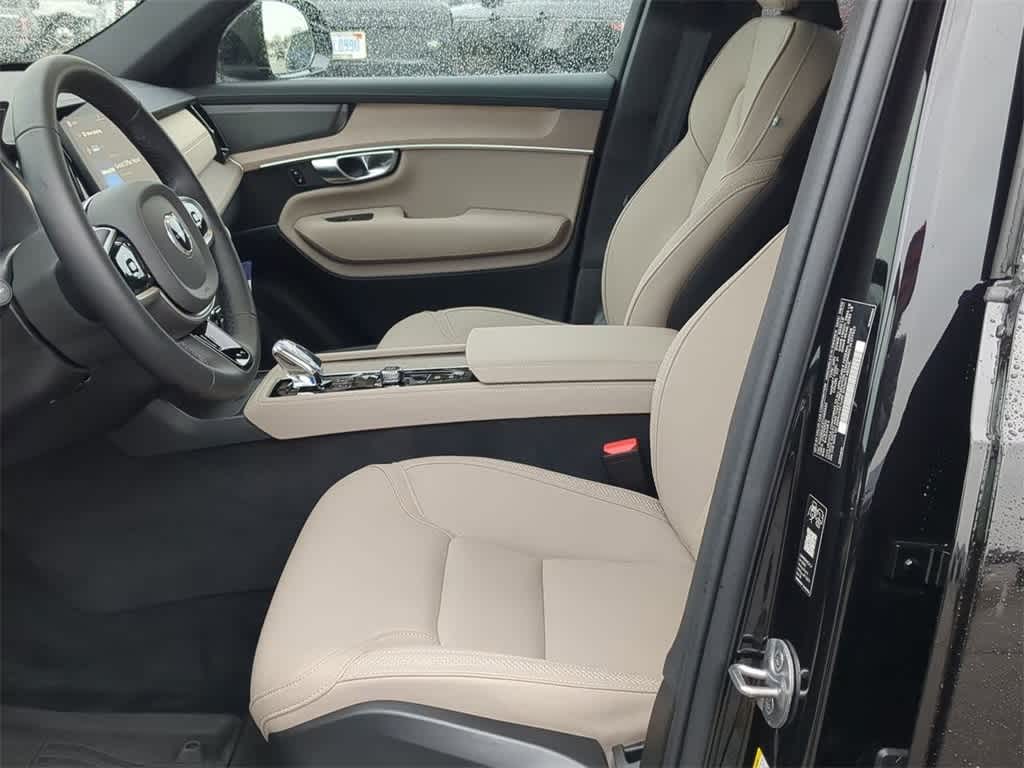 Thumbnail: 2026 Volvo XC90 - 15