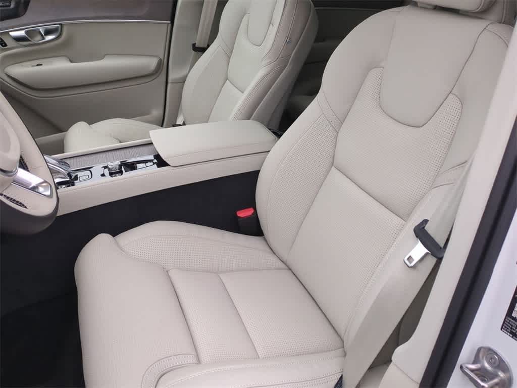 Thumbnail: 2026 Volvo XC90 - 14