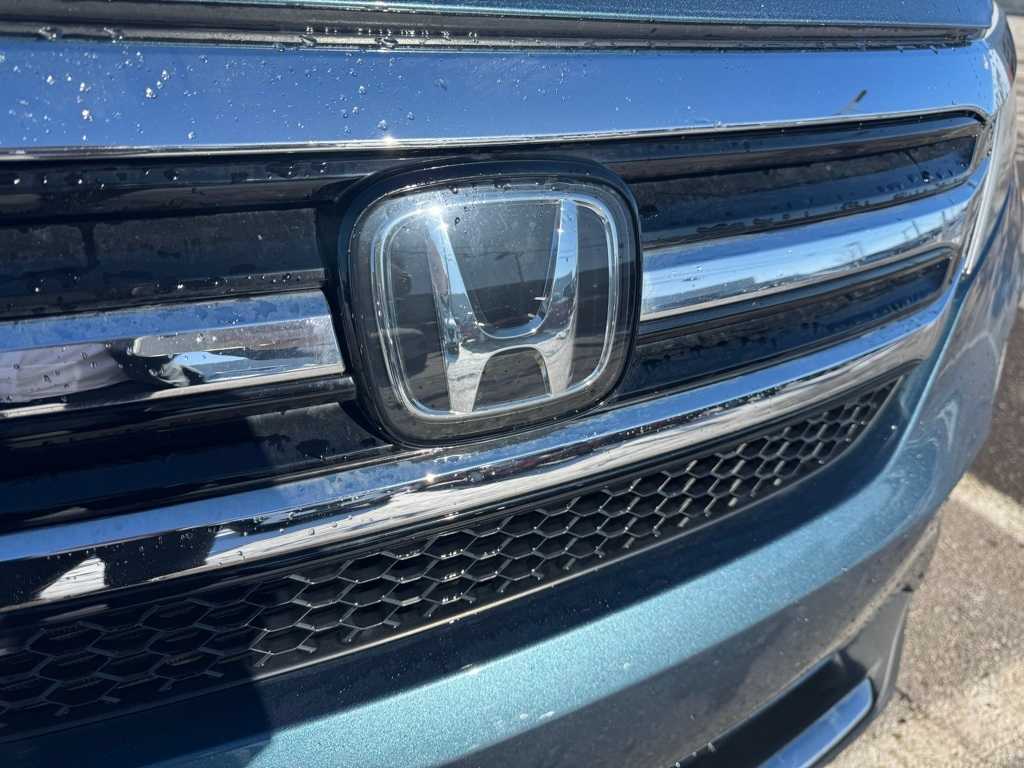 Thumbnail: 2016 Honda Pilot - 6