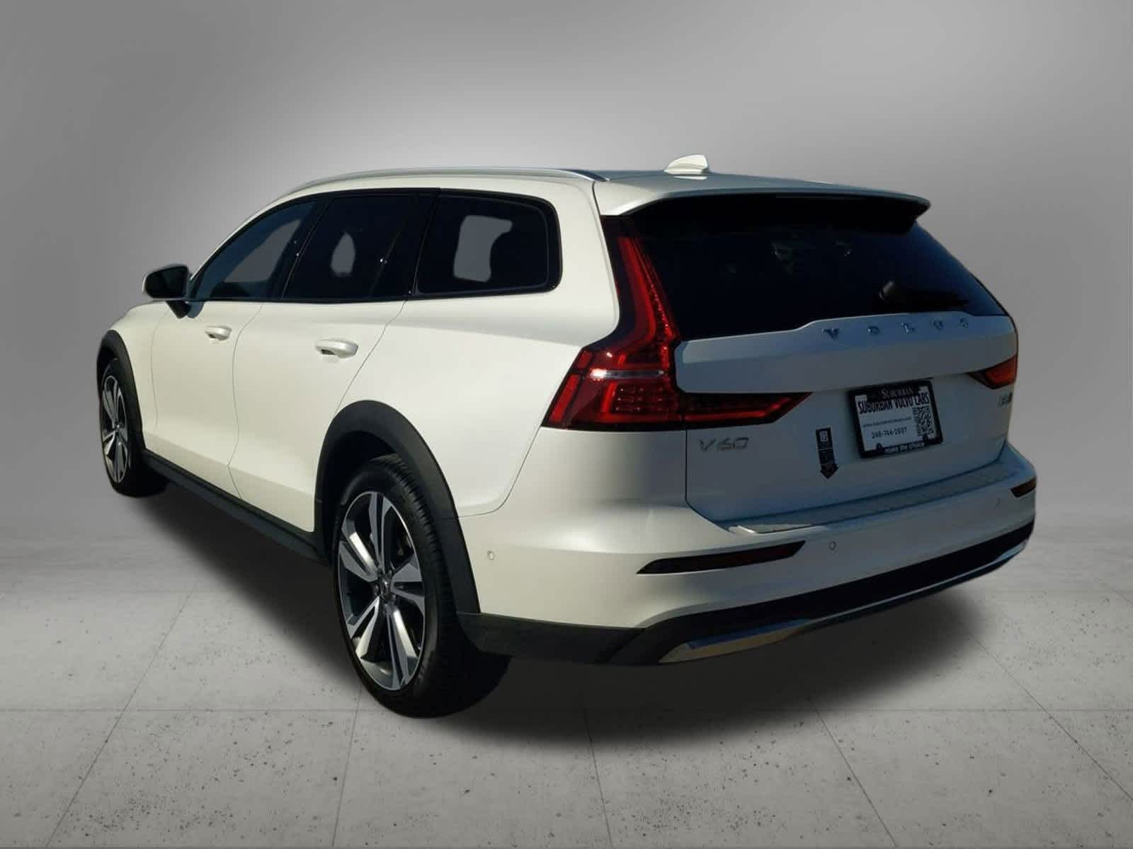 Thumbnail: 2025 Volvo S60 - 4