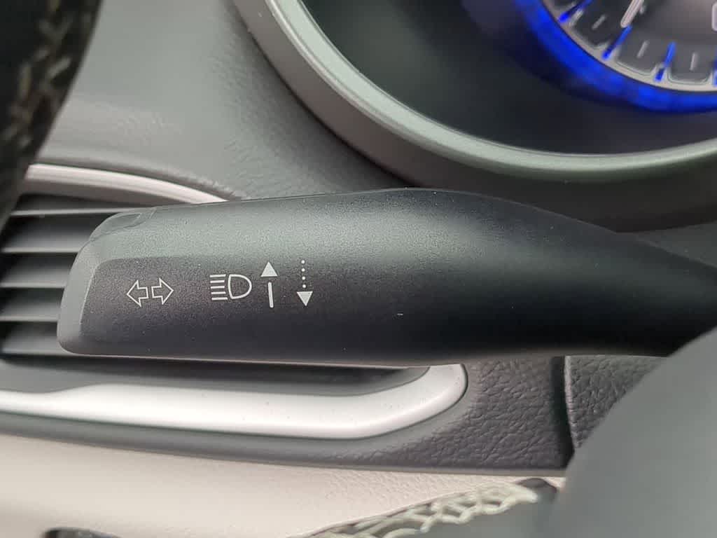 Thumbnail: 2024 Chrysler Pacifica - 25