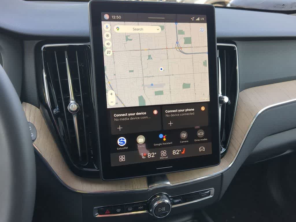 Thumbnail: 2026 Volvo XC60 - 26