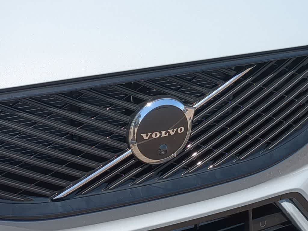 Thumbnail: 2026 Volvo XC60 - 11