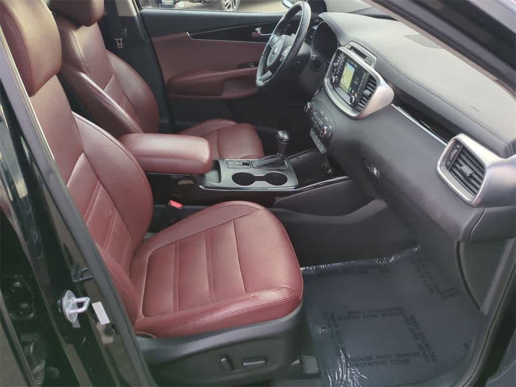 Thumbnail: 2017 Kia Sorento - 14