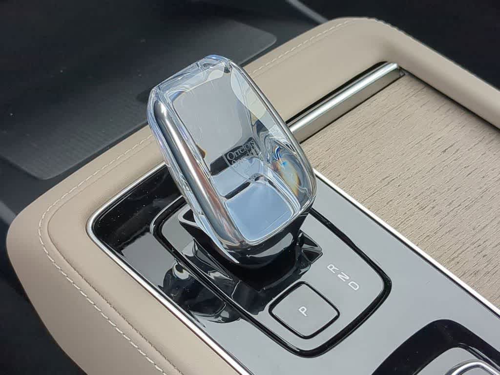 Thumbnail: 2026 Volvo XC90 - 30
