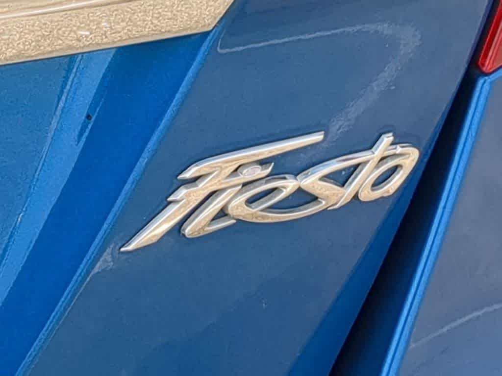 Thumbnail: 2011 Ford Fiesta - 12