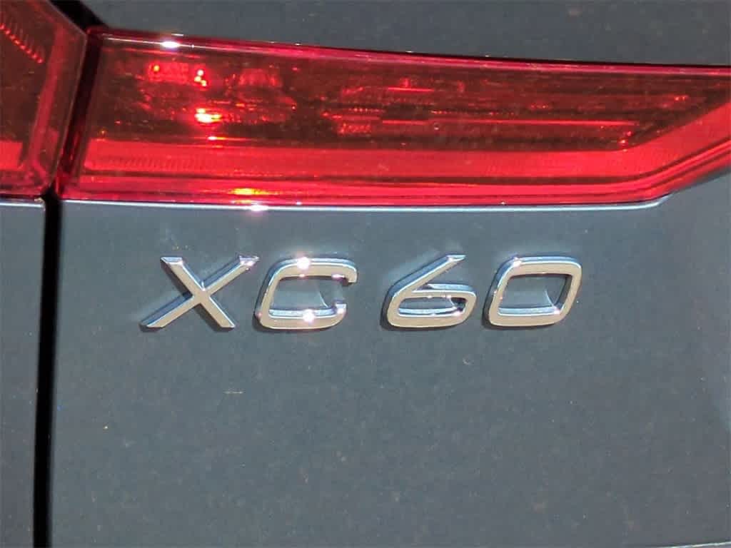 Thumbnail: 2026 Volvo XC60 - 12