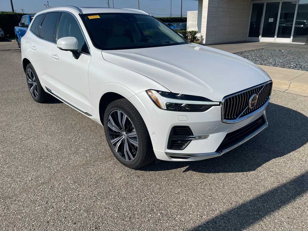 Thumbnail: 2022 Volvo XC60 - 7