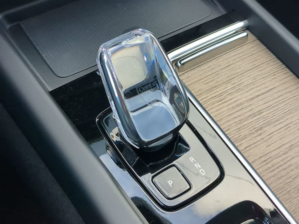 Thumbnail: 2026 Volvo XC60 - 30