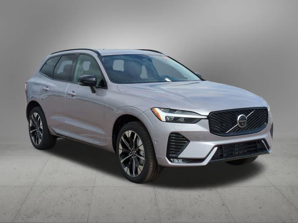 Thumbnail: 2026 Volvo XC60 - 8