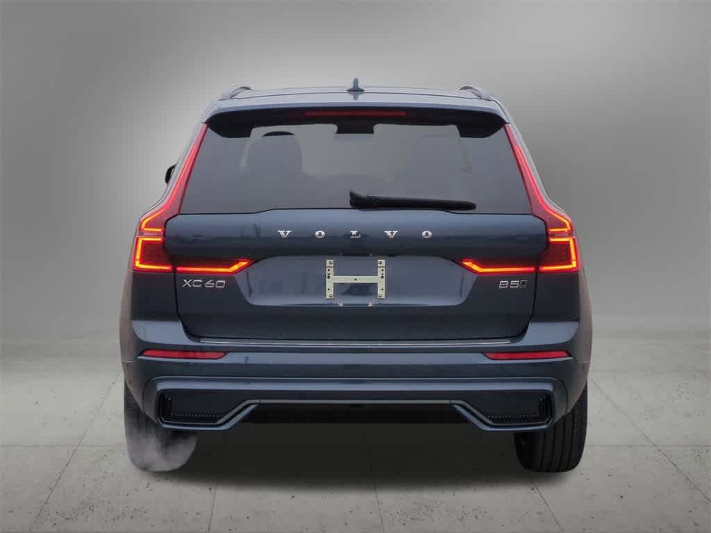 Thumbnail: 2026 Volvo XC60 - 5